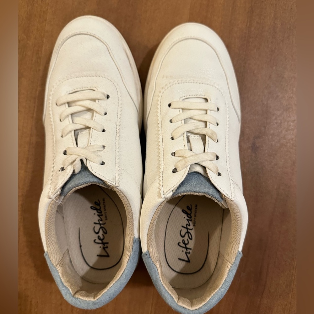 Lifesteide White/Blue Slip-On Sneakers, Size 7 Women
